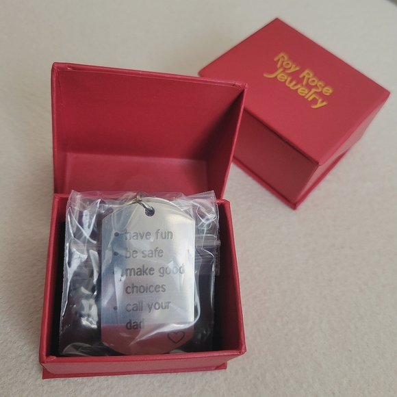 Silvertone High Quality Key Fob for Son Daughter Birthday Christmas New In Box - Picture 2 of 4